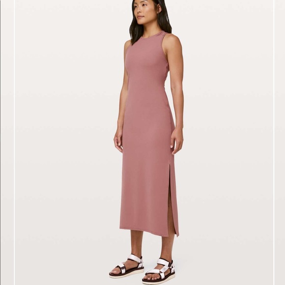 lululemon athletica Dresses & Skirts - Lululemon NWT get going dress